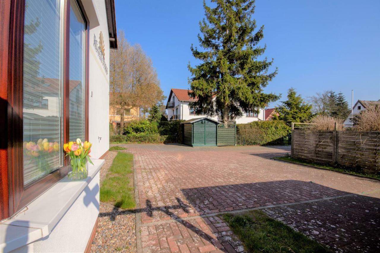 Haus Rügensonne Apartamento Baabe Exterior foto